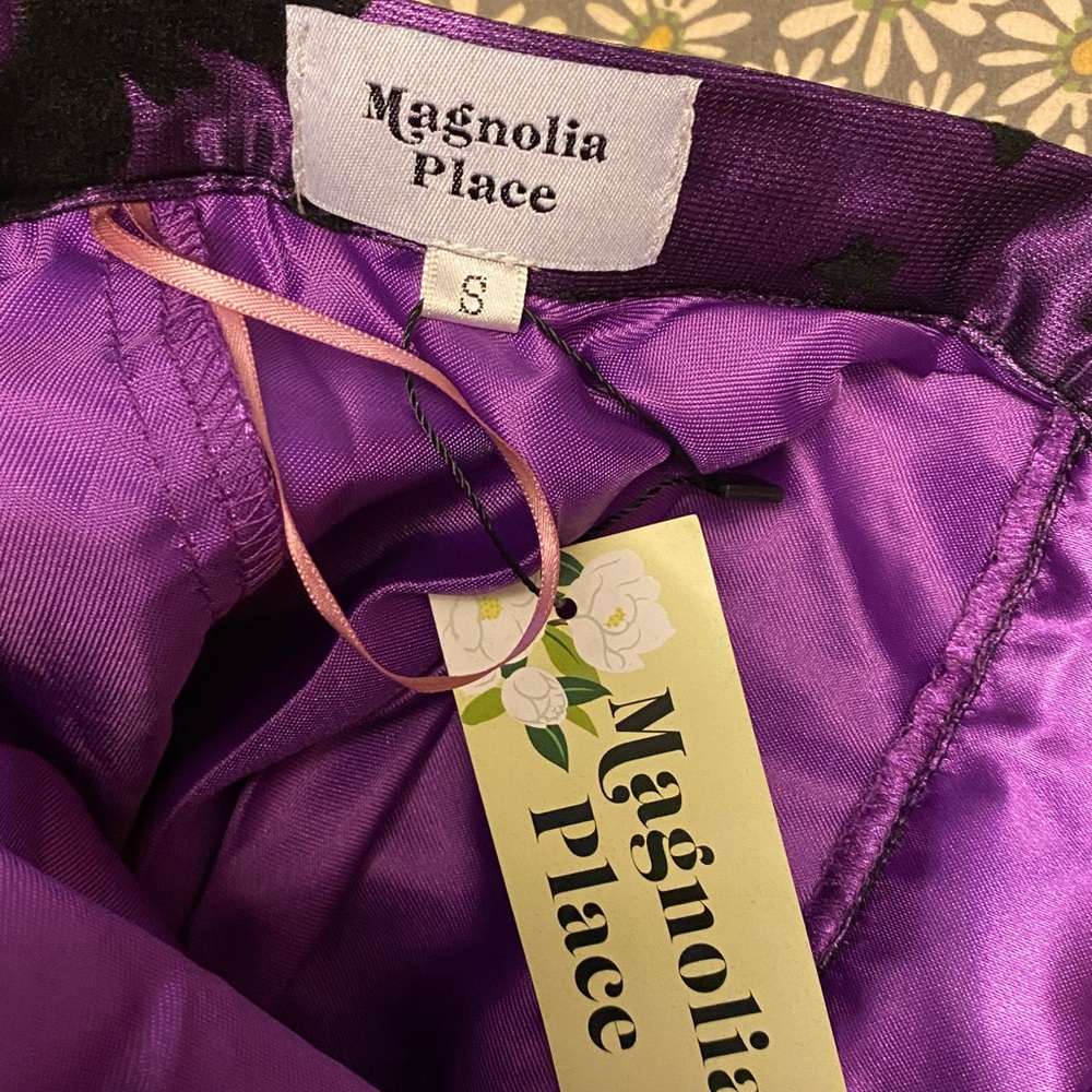 Purple/Black Velvet Bat Skirt - Picture 10 of 10